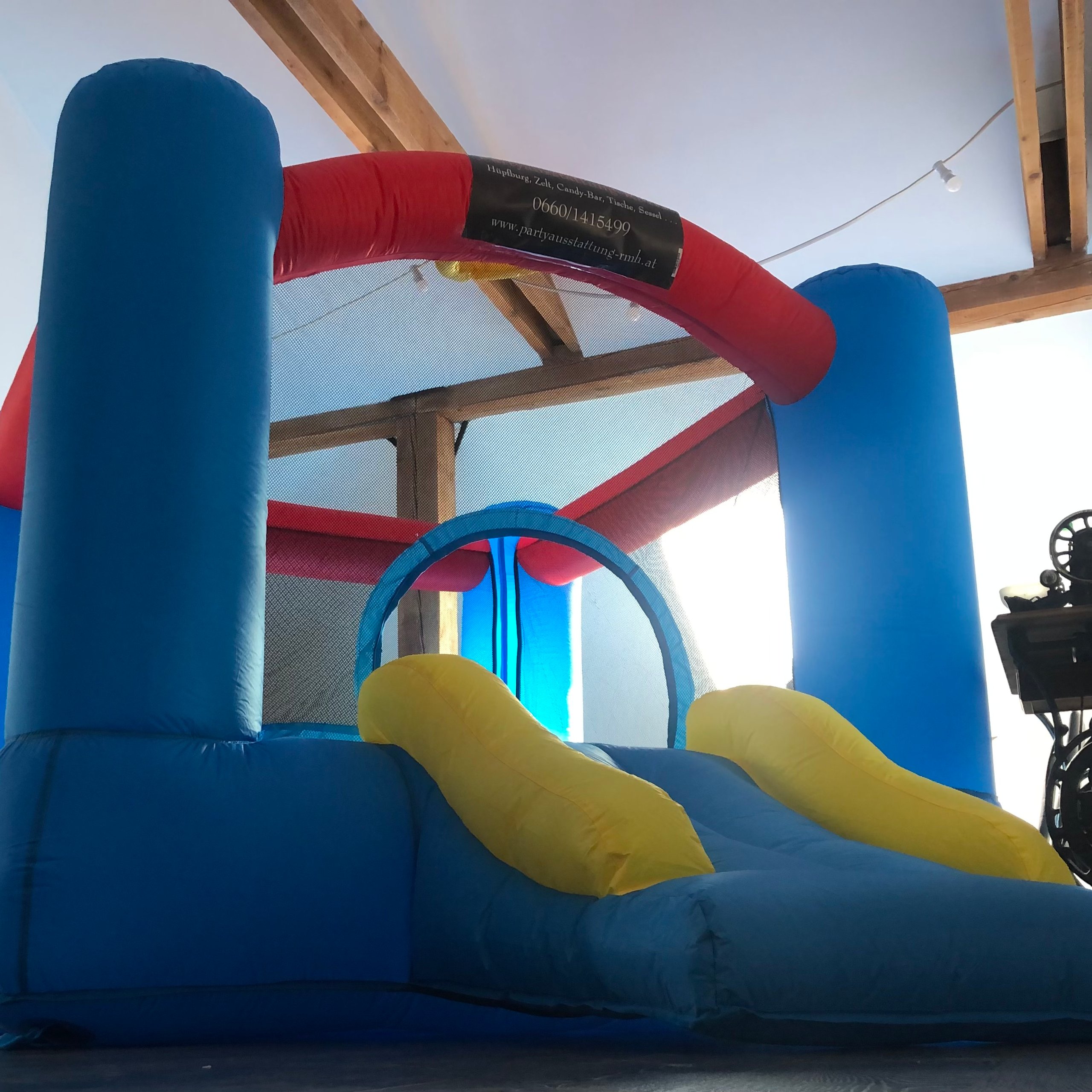 Hüpfburgen mieten – Partyausstattung RMH